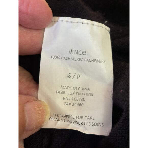 Vince black vneck cashmere sweater, small, classic, minimalist, understated - Picture 5 of 5